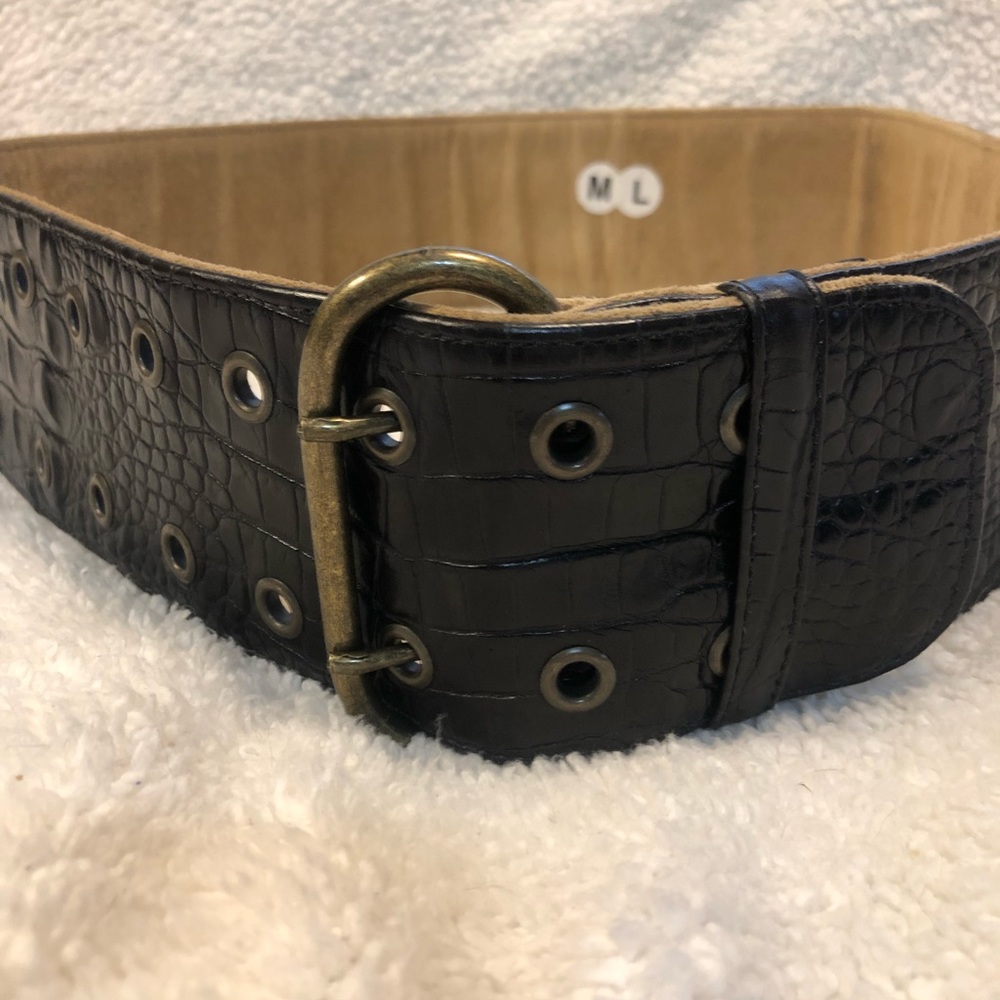 BLACK LEATHER BELT